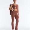Pantalones acampanados de talle alto Comfortlux con cintura drapeada