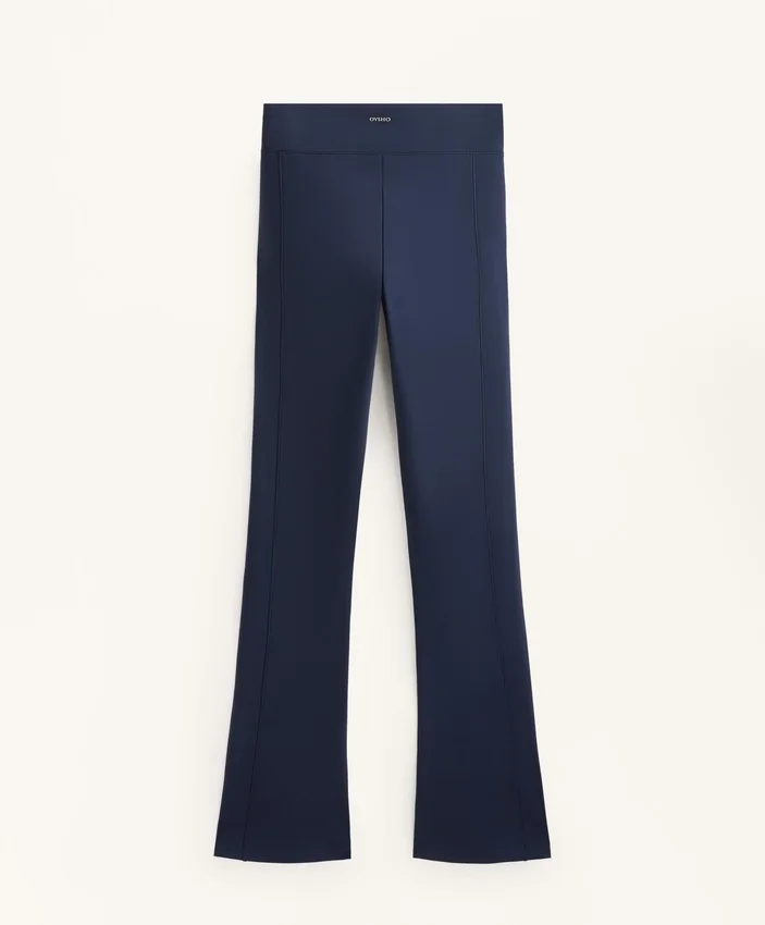 Pantalones acampanados de talle alto con bolsillos Pantalones acampanados de talle alto con bolsillos