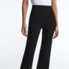 Pantalones acampanados de talle alto con efecto neopreno Pantalones acampanados de talle alto con efecto neopreno