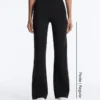 Pantalones acampanados de talle alto con efecto neopreno Pantalones acampanados de talle alto con efecto neopreno
