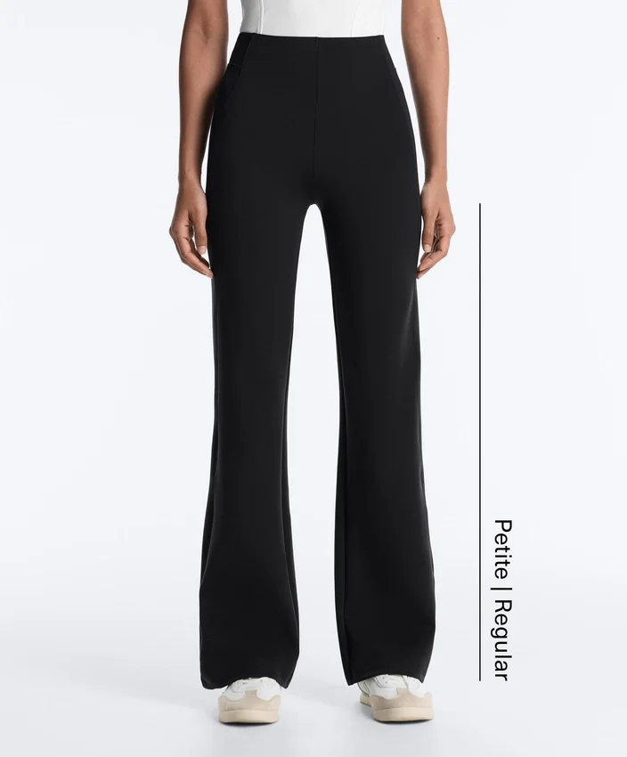 Pantalones acampanados de talle alto con efecto neopreno Pantalones acampanados de talle alto con efecto neopreno