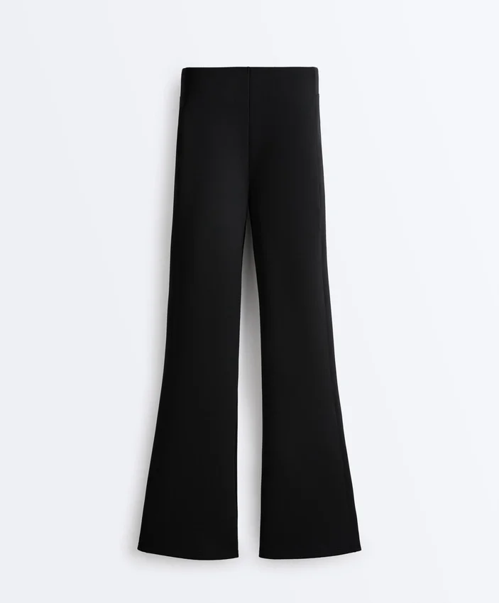 Pantalones acampanados de talle alto con efecto neopreno Pantalones acampanados de talle alto con efecto neopreno