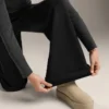 Pantalones acampanados de talle superalto con modal cepillado Pantalones acampanados de talle superalto con modal cepillado