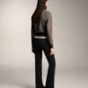 Pantalones acampanados extra cálidos sin costuras y de talle superalto Pantalones acampanados extra cálidos sin costuras y de talle superalto