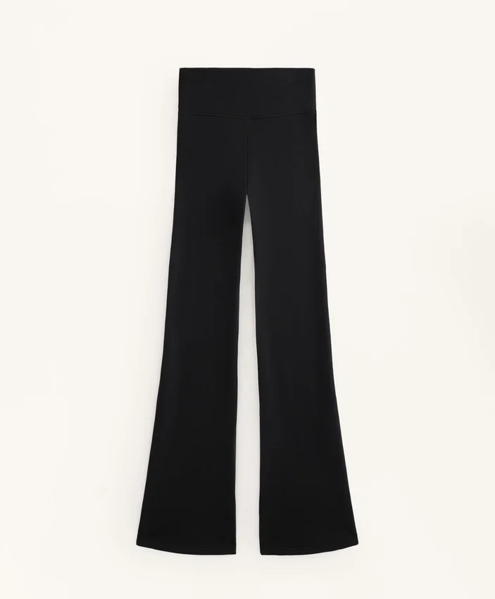 Pantalones acampanados extra cálidos sin costuras y de talle superalto Pantalones acampanados extra cálidos sin costuras y de talle superalto