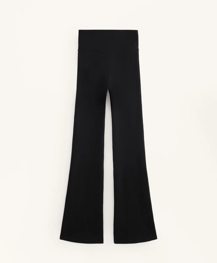 Pantalones acampanados extra cálidos sin costuras y de talle superalto Pantalones acampanados extra cálidos sin costuras y de talle superalto