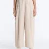 Pantalones ajustados con pliegues 100 % algodón Pantalones ajustados con pliegues 100 % algodón