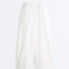 Pantalones ajustados con pliegues 100 % algodón Pantalones ajustados con pliegues 100 % algodón