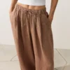 Pantalones bombachos a rayas 100 % lino Pantalones bombachos a rayas 100 % lino