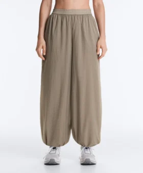 Pantalones bombachos técnicos a cuadros Pantalones bombachos técnicos a cuadros