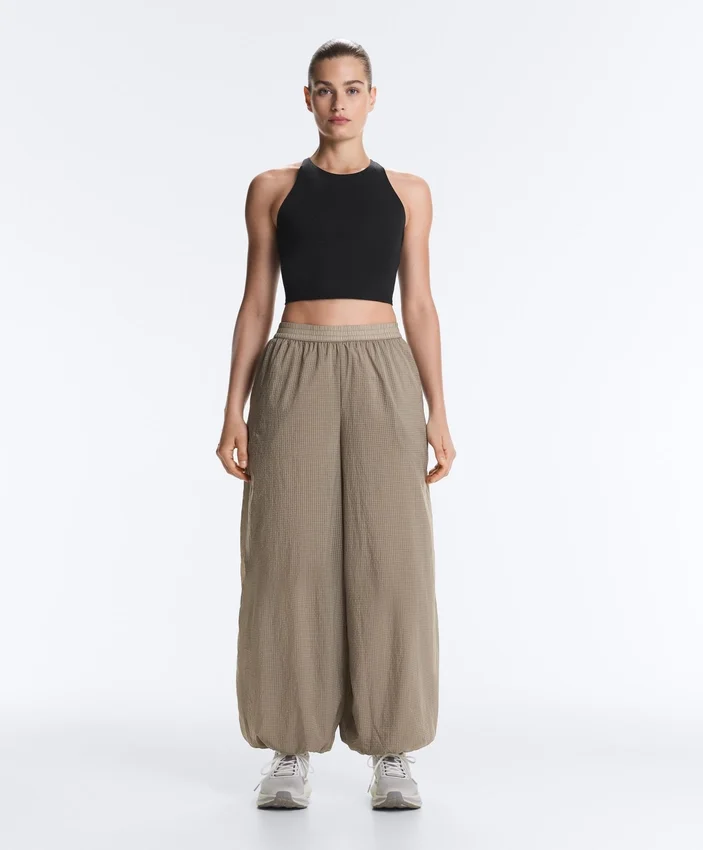Pantalones bombachos técnicos a cuadros Pantalones bombachos técnicos a cuadros