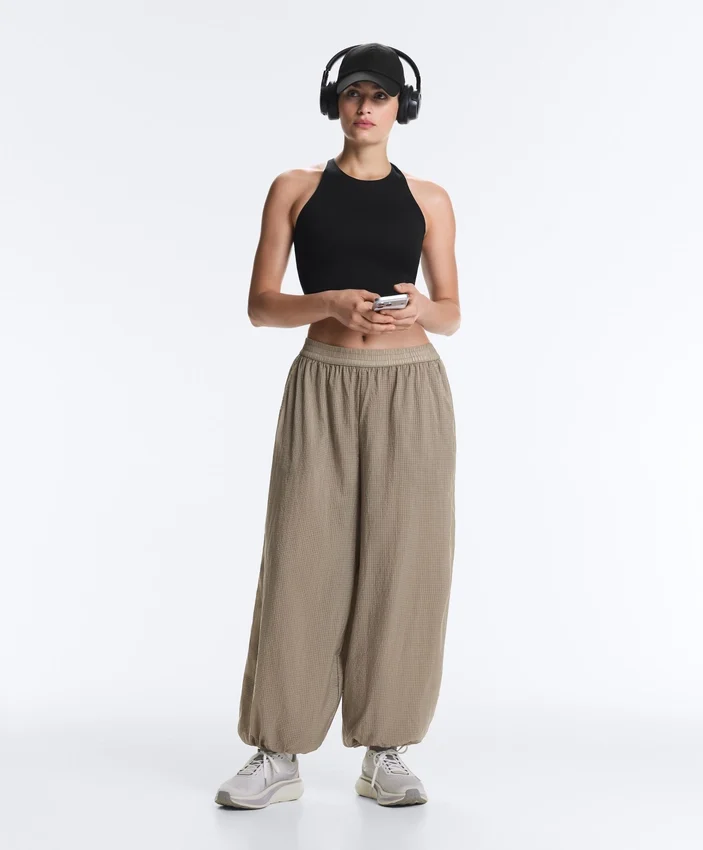 Pantalones bombachos técnicos a cuadros Pantalones bombachos técnicos a cuadros