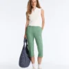 Pantalones capri de piqué con presillas de algodón
