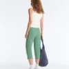 Pantalones capri de piqué con presillas de algodón