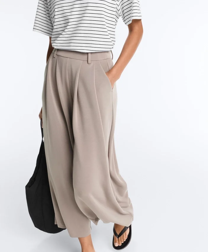 Pantalones cortos de pierna ancha Soft Touch con modal y pliegues Pantalones cortos de pierna ancha Soft Touch con modal y pliegues