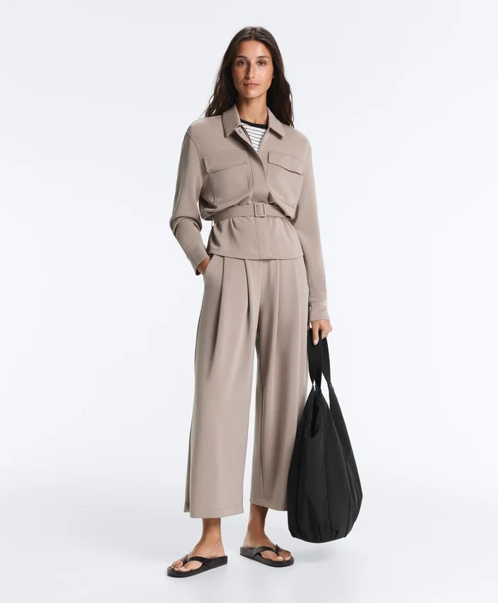 Pantalones cortos de pierna ancha Soft Touch con modal y pliegues Pantalones cortos de pierna ancha Soft Touch con modal y pliegues