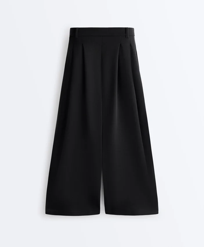 Pantalones cortos de pierna ancha Soft Touch con modal y pliegues Pantalones cortos de pierna ancha Soft Touch con modal y pliegues