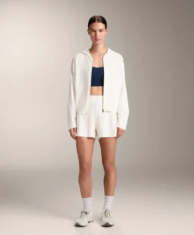 Chaqueta con capucha de punto lavado