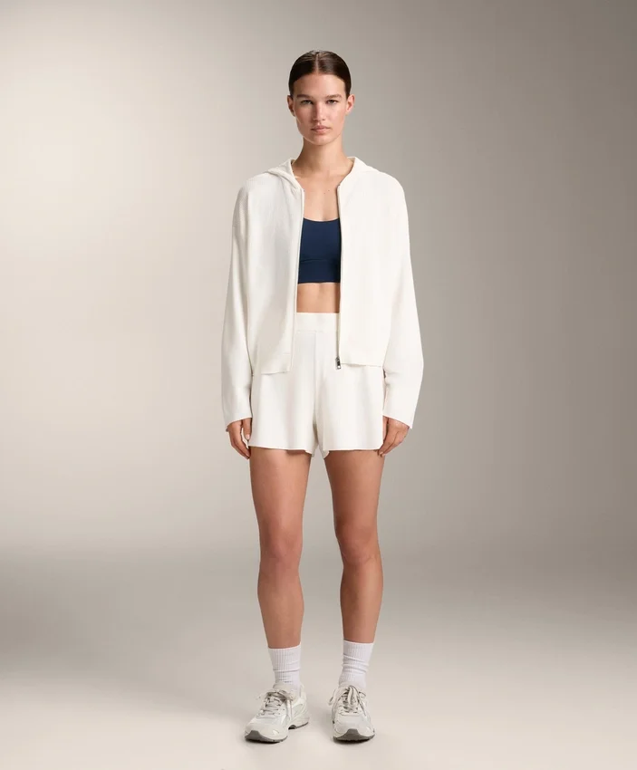 Chaqueta con capucha de punto lavado Chaqueta con capucha de punto lavado
