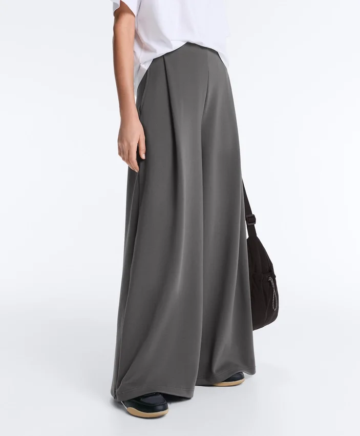 Pantalones de algodón piqué de tiro alto y pierna ancha Pantalones de algodón piqué de tiro alto y pierna ancha
