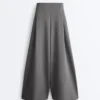 Pantalones de algodón piqué de tiro alto y pierna ancha Pantalones de algodón piqué de tiro alto y pierna ancha