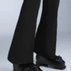 Pantalones de esquí elásticos, acampanados y de talle alto, resistentes al agua Pantalones de esquí elásticos, acampanados y de talle alto, resistentes al agua