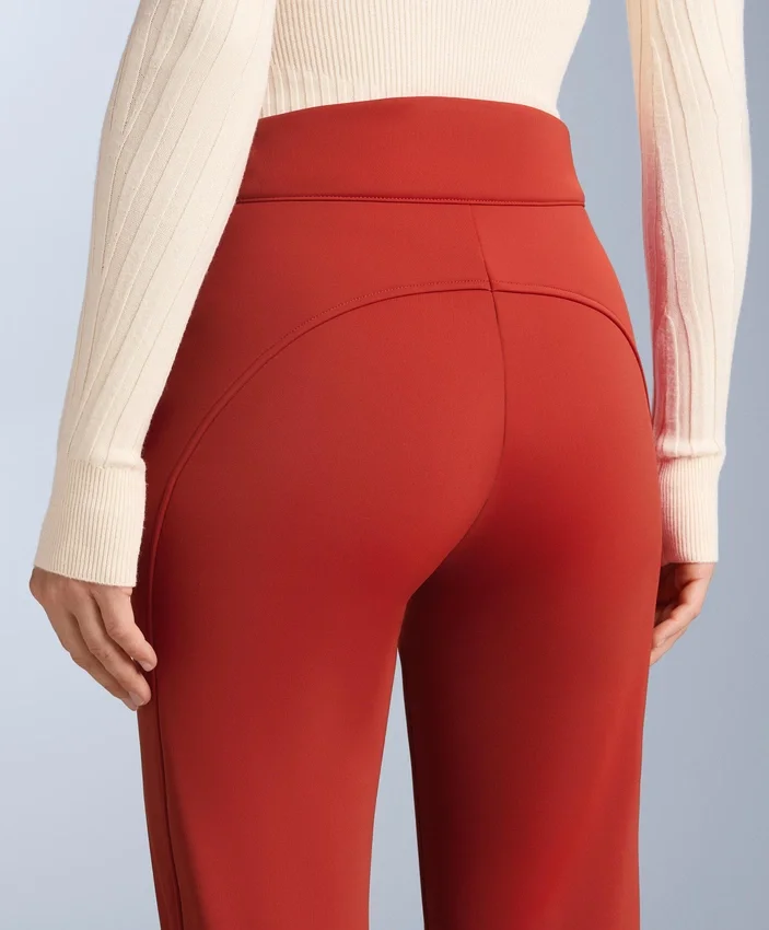 Pantalones de esquí elásticos acampanados y resistentes al agua Pantalones de esquí elásticos acampanados y resistentes al agua