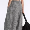 Pantalones de estilo globo de mezcla de lyocell con estampado de cuadros vichy Pantalones de estilo globo de mezcla de lyocell con estampado de cuadros vichy