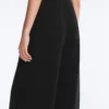 Pantalones de pierna ancha con modal Soft Touch y dobladillo calado Pantalones de pierna ancha con modal Soft Touch y dobladillo calado