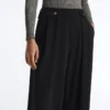 Pantalones de pierna ancha de modal Soft Touch con detalle de pliegues en la cintura Pantalones de pierna ancha de modal Soft Touch con detalle de pliegues en la cintura