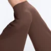 Pantalones de pierna ancha Light Touch con pinzas