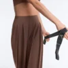 Pantalones de pierna ancha Light Touch con pinzas