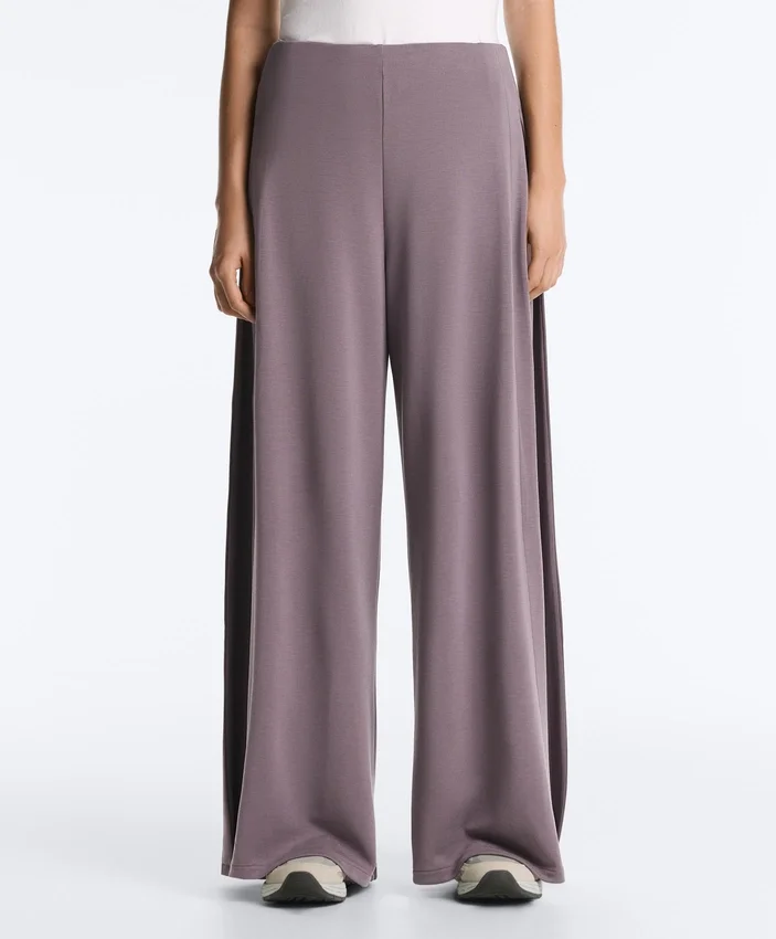 Pantalones de pierna ancha Soft Touch con pliegues laterales y modal Pantalones de pierna ancha Soft Touch con pliegues laterales y modal