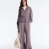 Chaqueta Soft Touch de modal suave al tacto con cintura ajustable y cuello alto Chaqueta Soft Touch de modal suave al tacto con cintura ajustable y cuello alto