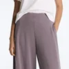 Pantalones de pierna ancha Soft Touch con pliegues laterales y modal Pantalones de pierna ancha Soft Touch con pliegues laterales y modal