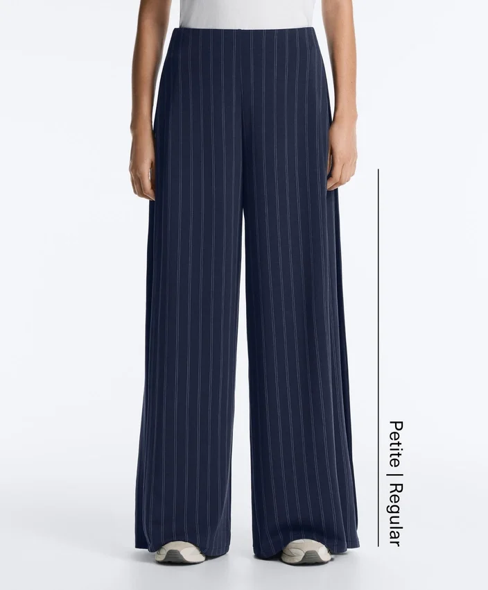 Pantalones de pierna ancha Soft Touch con pliegues laterales y modal Pantalones de pierna ancha Soft Touch con pliegues laterales y modal