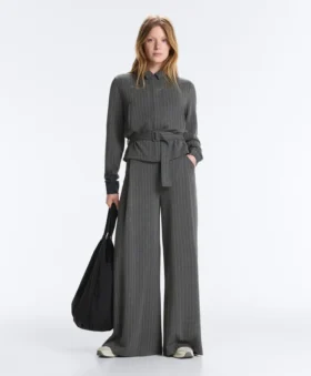 Chaqueta Soft Touch de modal suave con cinturón