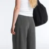 Pantalones de pierna ancha Soft Touch de modal con rayas finas