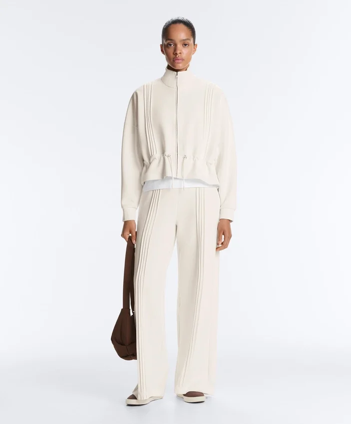 Pantalones de pierna recta con modal Soft Touch y ribetes Pantalones de pierna recta con modal Soft Touch y ribetes
