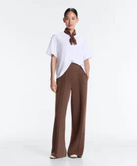 Pantalones de pierna recta con modal Soft Touch y ribetes Pantalones de pierna recta con modal Soft Touch y ribetes