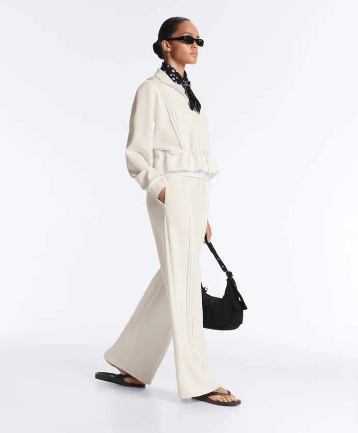 Pantalones de pierna recta con modal Soft Touch y ribetes Pantalones de pierna recta con modal Soft Touch y ribetes
