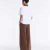 Pantalones de pierna recta con modal Soft Touch y ribetes