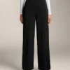 Pantalones de pierna recta con modal y pliegues