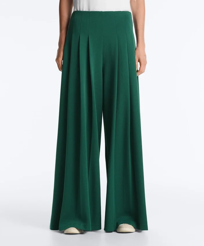 Pantalones de piqué de algodón de pierna ancha con pliegues Pantalones de piqué de algodón de pierna ancha con pliegues