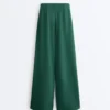Pantalones de piqué de algodón de pierna ancha con pliegues Pantalones de piqué de algodón de pierna ancha con pliegues