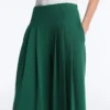 Pantalones de piqué de algodón de pierna ancha con pliegues Pantalones de piqué de algodón de pierna ancha con pliegues