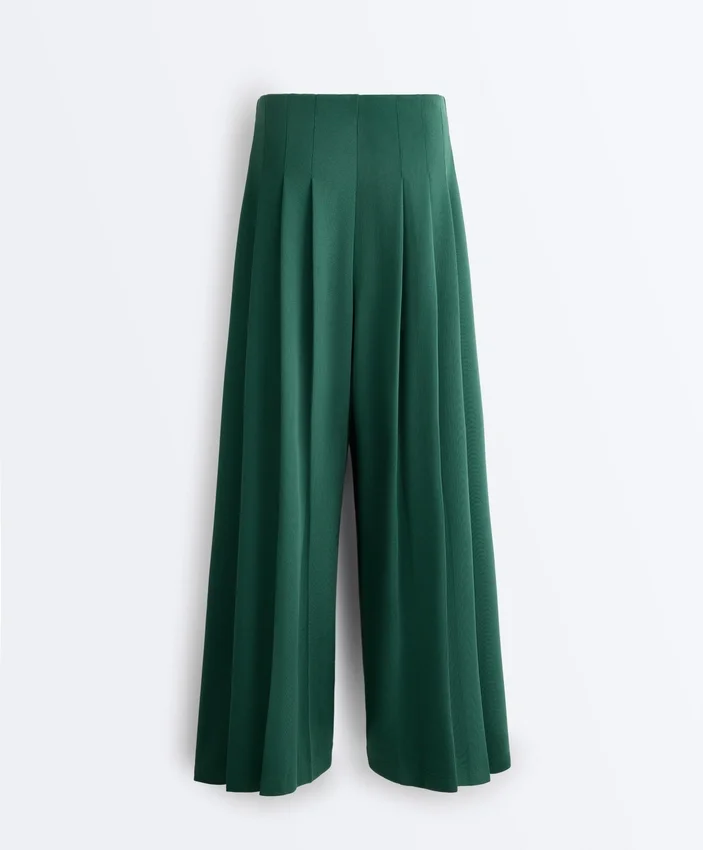 Pantalones de piqué de algodón de pierna ancha con pliegues Pantalones de piqué de algodón de pierna ancha con pliegues
