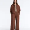 Pantalones de piqué de algodón de tiro alto y pierna ancha Pantalones de piqué de algodón de tiro alto y pierna ancha