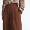 Pantalones de piqué de algodón de tiro alto y pierna ancha Pantalones de piqué de algodón de tiro alto y pierna ancha