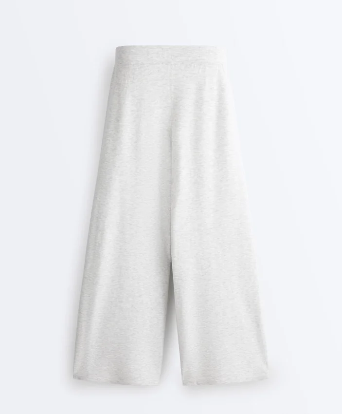 Pantalones de punto de corte recto Pantalones de punto de corte recto